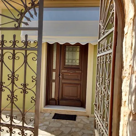 Kefalos Apartment